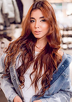 Russian single Valentina from Cali