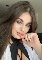 Russian single Polina from Kyiv