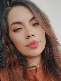 Latin single Estefania from Medellín, Colombia