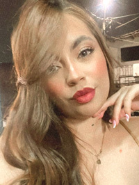 Latin single Estefania from Medellín, Colombia