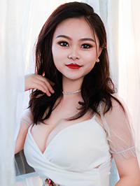Asian woman Jia (Jia) from Taiyuan, China