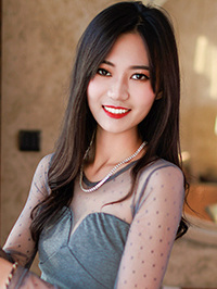 Asian single Yanlin (Lin) from Jinzhong, China