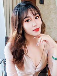 Asian woman Huimin (Min) from Taiyuan, China