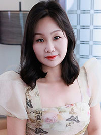 Asian woman Xian (Xian) from Suzhou, China