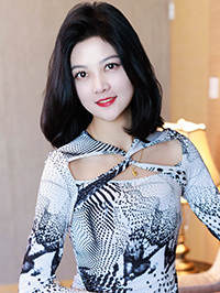 Asian woman Feifei (Fei) from Suzhou, China