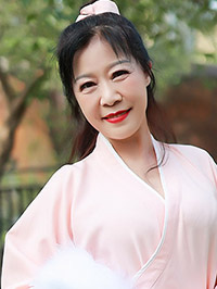 Asian single Xinfeng (Feng) from Zhengzhou, China