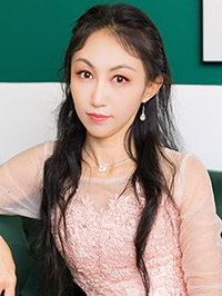 Asian woman Qian (Qian) from Bayan Nur, China