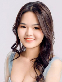 Asian woman Yan (Yan) from Changsha, China