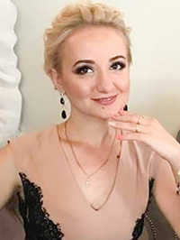 Ukrainian single Khrystyna from Kyiv, Ukraine