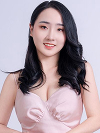 Asian woman Chengjia (Jia) from Changsha, China