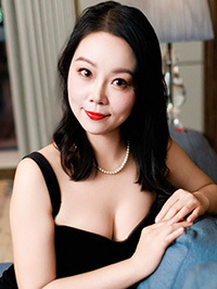 Asian woman Jing (Jing) from Luoyang, China