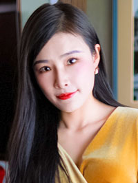 Asian woman Hui (Hui) from Qingdao, China