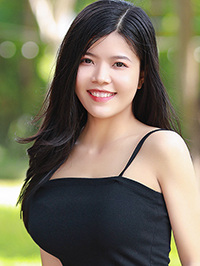 Asian woman Thi Cam Tien (Tien) from Ho Chi Minh City, Vietnam