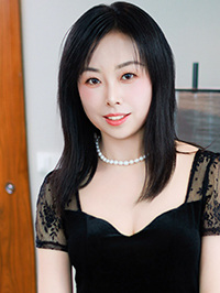 Asian woman Yuanye (Ye) from Suzhou, China