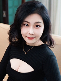 Asian woman Zhemin (Min) from Shenyang, China