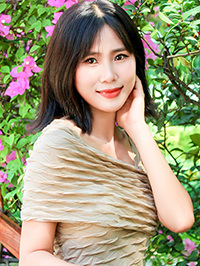 Asian woman Dinh Thanh Nga (Nga) from Ho Chi Minh City, Vietnam