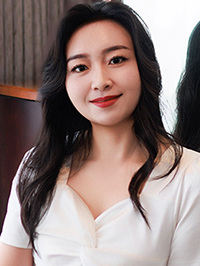 Asian woman Mingqing (Qing) from Suzhou, China