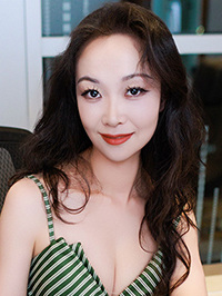 Asian woman Duoze (Ze) from Yulin, China