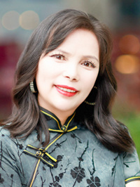 Asian woman Huixiang (Xiang) from Suzhou, China