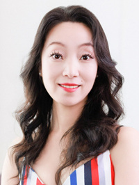 Asian woman Jinhua (Hua) from Jinzhong, China