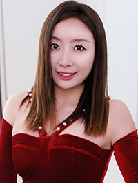 Asian woman Tingting (Ting) from Shanghai, China
