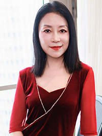 Asian woman Ling (Ling) from Shanghai, China