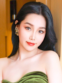 Asian single Yun (Yun) from Shanghai, China