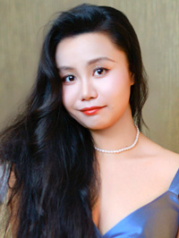 Asian woman Qianni (Ni) from Shanghai, China