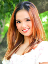 Asian single Huynh Ngoc Thuong (Thuong) from Ho Chi Minh City, Vietnam