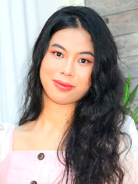 Asian woman Thi Xuan Giau (Giau) from Ho Chi Minh City, Vietnam