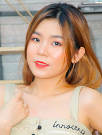 Asian woman Thien Anh (Anh) from Ho Chi Minh City, Vietnam