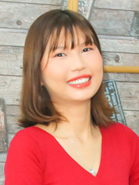 Asian woman Thi My Huyen (Huyen) from Ho Chi Minh City, Vietnam