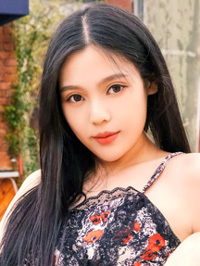 Asian woman Jixuan (Xuan) from Xinjiang, China