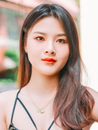 Asian woman Rui (Rui) from Zhengzhou, China