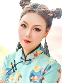 Asian woman Jie (Jie) from Zhengzhou, China