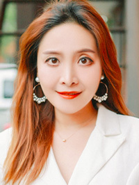 Asian woman Yafei (Fei) from Zhengzhou, China