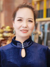 Asian woman Jianli (Li) from Zhengzhou, China