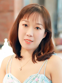 Asian woman Suxia (Xia) from Zhoukou, China