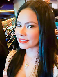 Latin single Paola from Bogotá, Colombia
