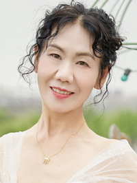 Asian single Xiangling (Ling) from Xianyang, China