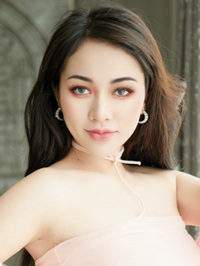Asian woman Zaiyinuer (Er) from Xinjiang, China