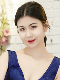 Asian woman Zeyan (Yan) from Xi'an, China