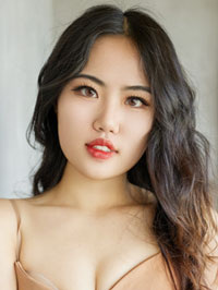 Asian woman Linxiang (Xiang) from Shangluo, China