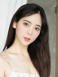 Asian single Shitong (Tong) from Weinan, China