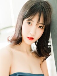 Asian woman Yanan (Nan) from Taiyuan, China