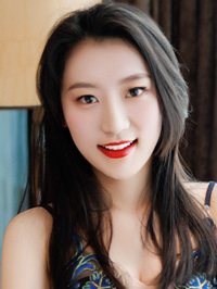 Asian woman Qilin (Lin) from Taiyuan, China