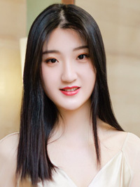Asian woman Xinran (Ran) from Yangquan, China