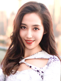 Asian woman Xueqing (Qing) from Harbin, China