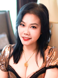 Asian woman Hua (Hua) from Haimen, China