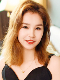 Asian woman Ziyina (Na) from Xinjiang, China
